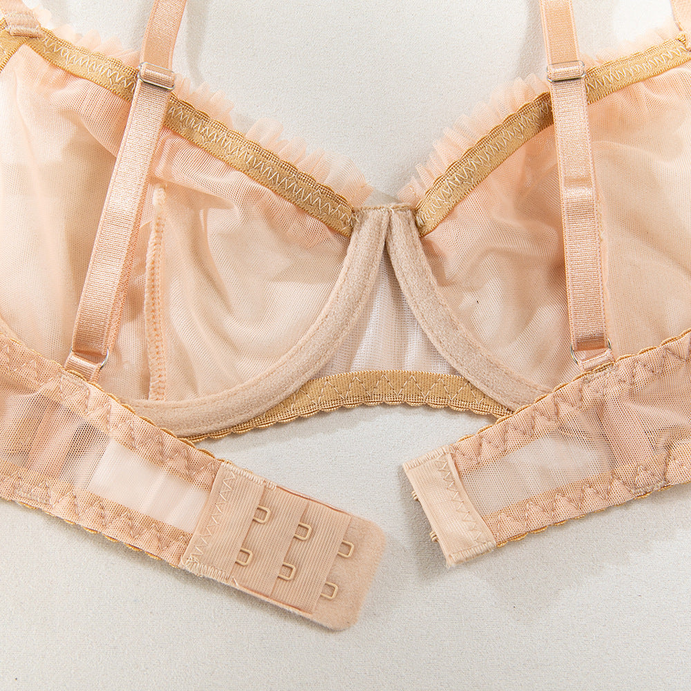 Nude Whisper