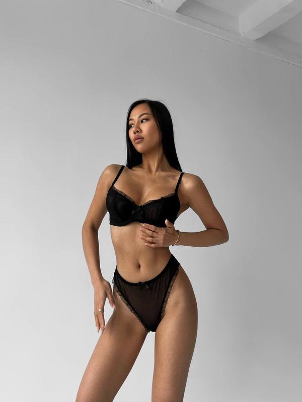 Ebony Chic